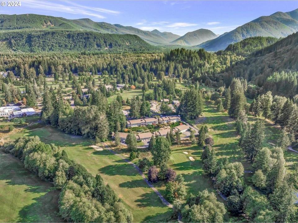 Whispering Woods Resort Welches Εξωτερικό φωτογραφία