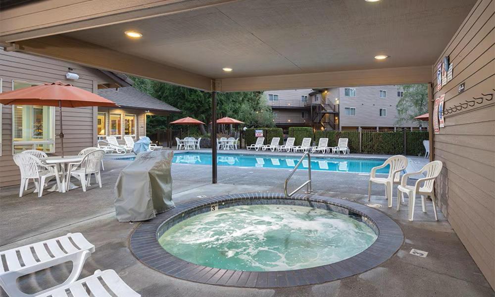 Whispering Woods Resort Welches Εξωτερικό φωτογραφία